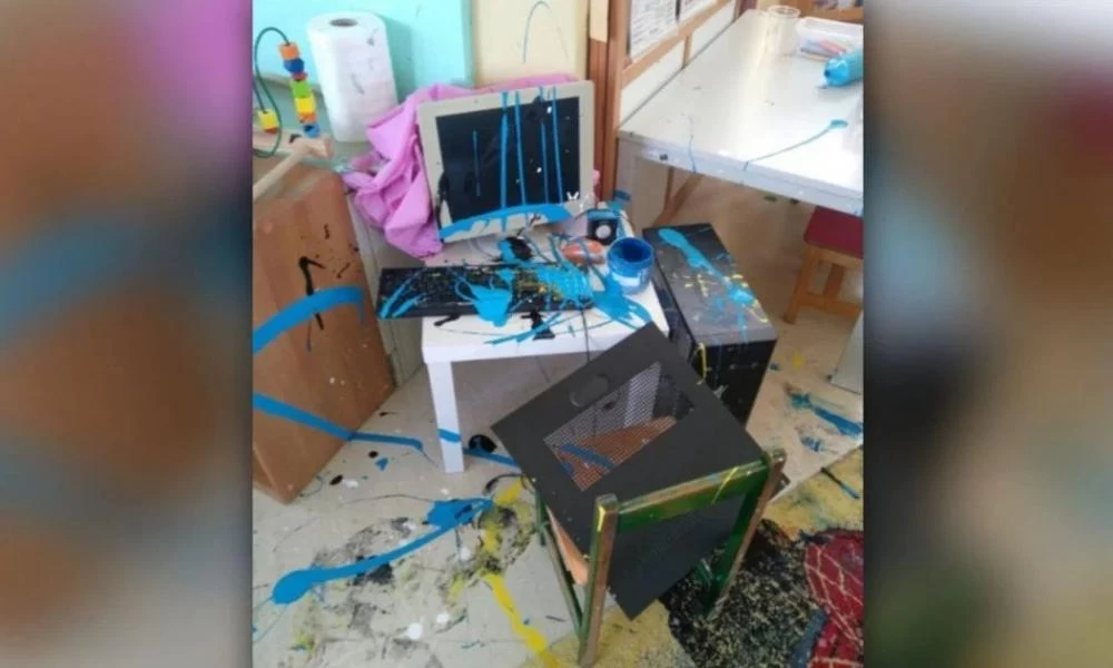 Ανήλικοι πιτσιρικάδες λήστεψαν και κατέστρεψαν νηπιαγωγείο στις Σέρρες